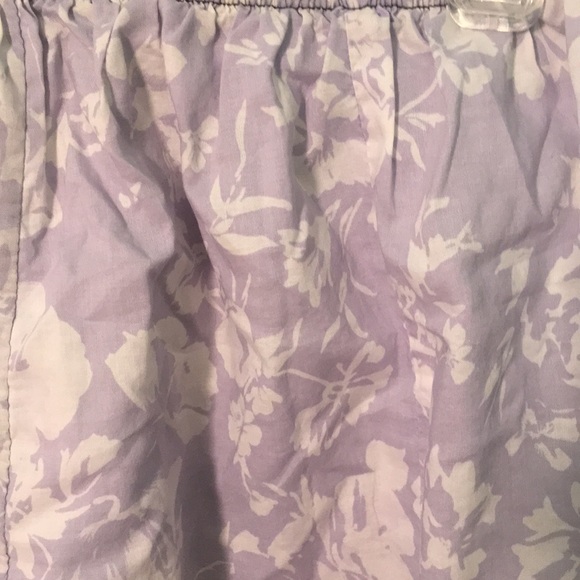 Urban Outfitters Floral Shorts - Picture 2 of 2